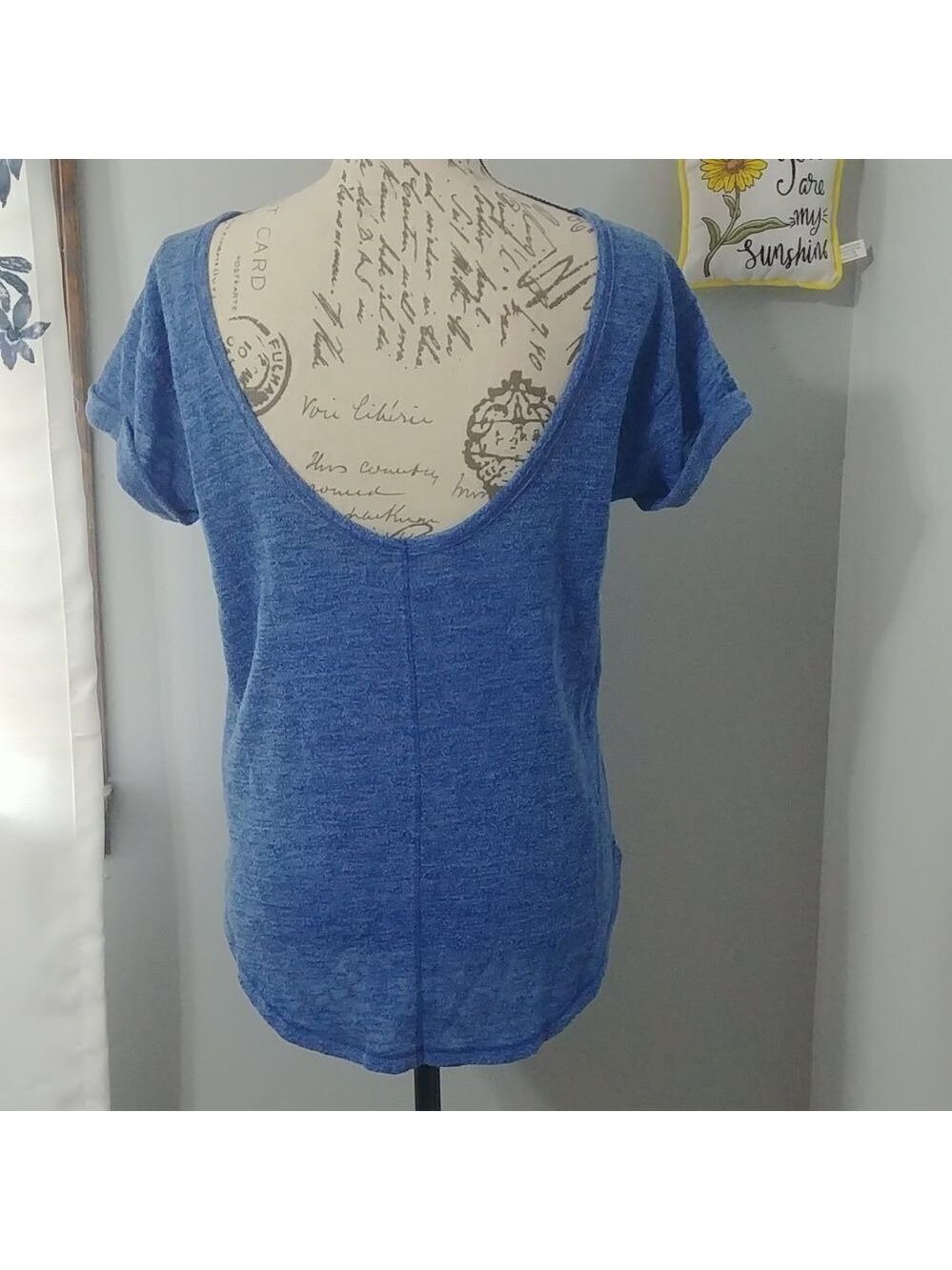 Abercrombie & Fitch M Blue Short Rolled Sleeve Low Back Top - Picture 4 of 9